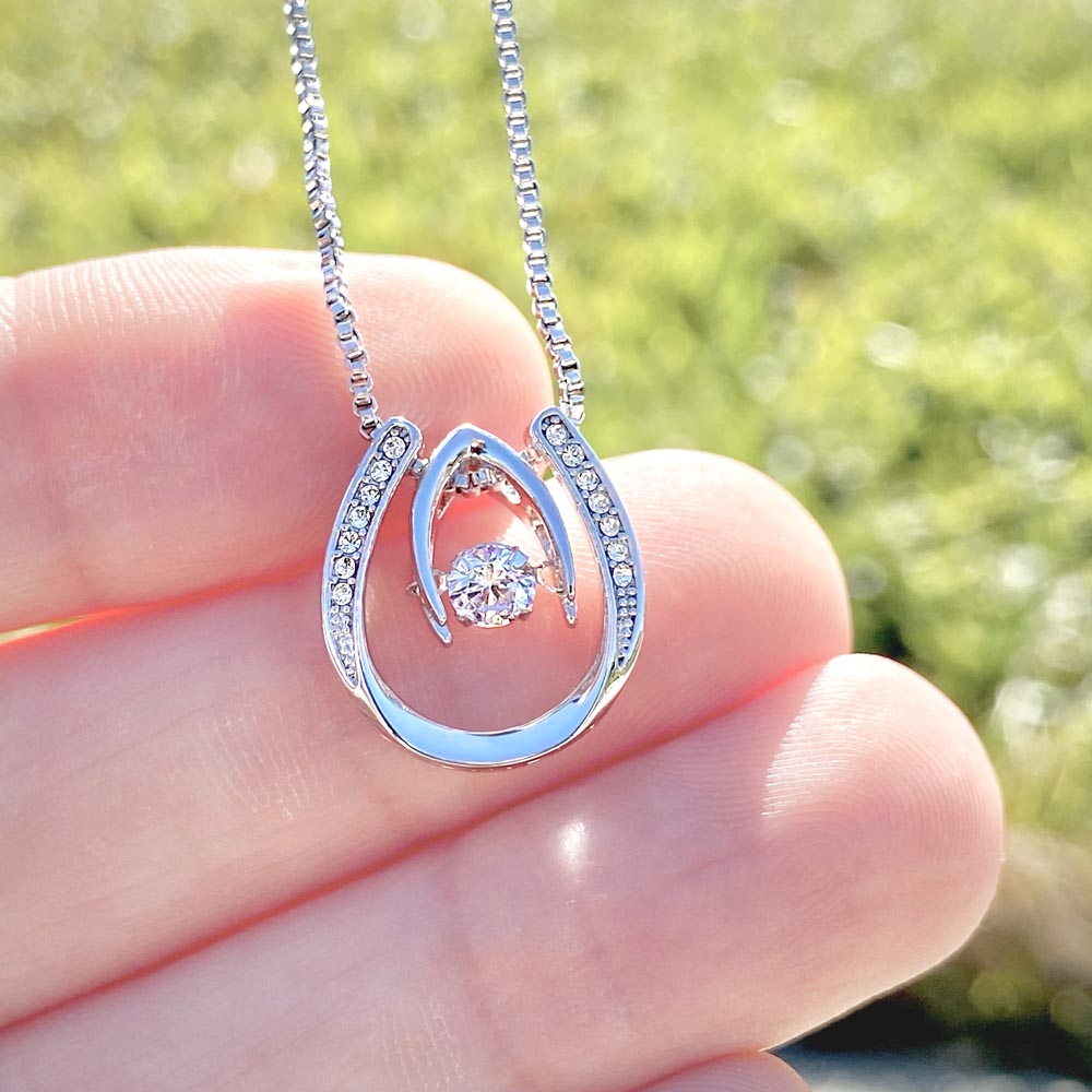 My Slot Machine Queen, Lucky in Love Necklace - Wife Birthday Gift | Wife Anniversary Gift | Casino Wife | Gambler Wife | Lucky Gambling Wife